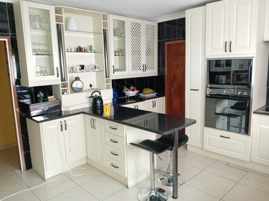 3 Bedroom Property for Sale in Oranjeville Free State